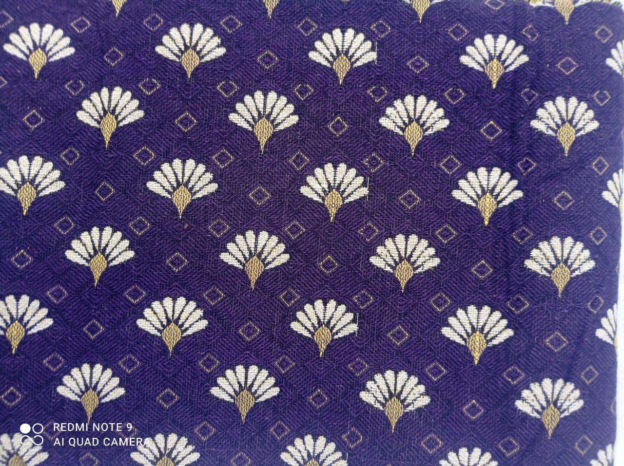 Solapur Mayur Chaddar 100% Cotton Blanket – Purple Floral Jacquard Design Pack of 1 - Image 2